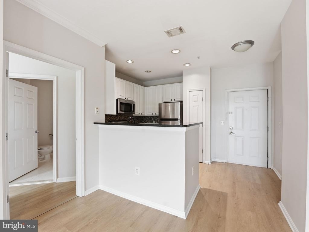 2301 25th Street S - Photo 7