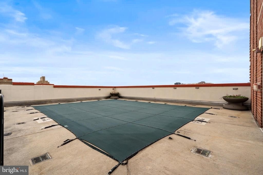 1020 N Highland Street - Photo 36