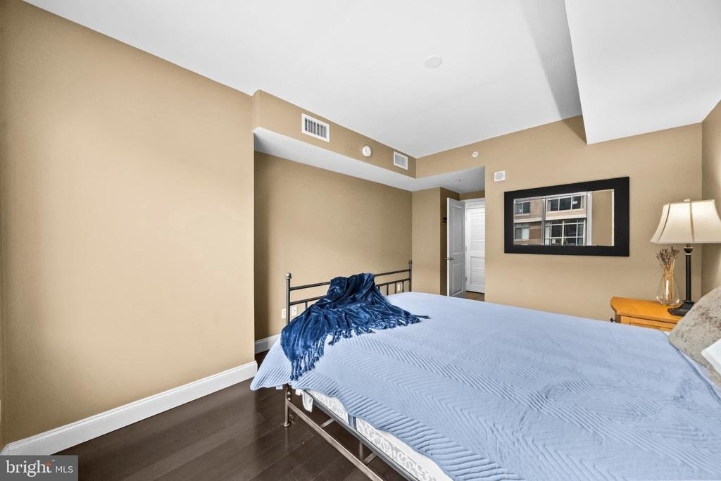 1020 N Highland Street - Photo 19