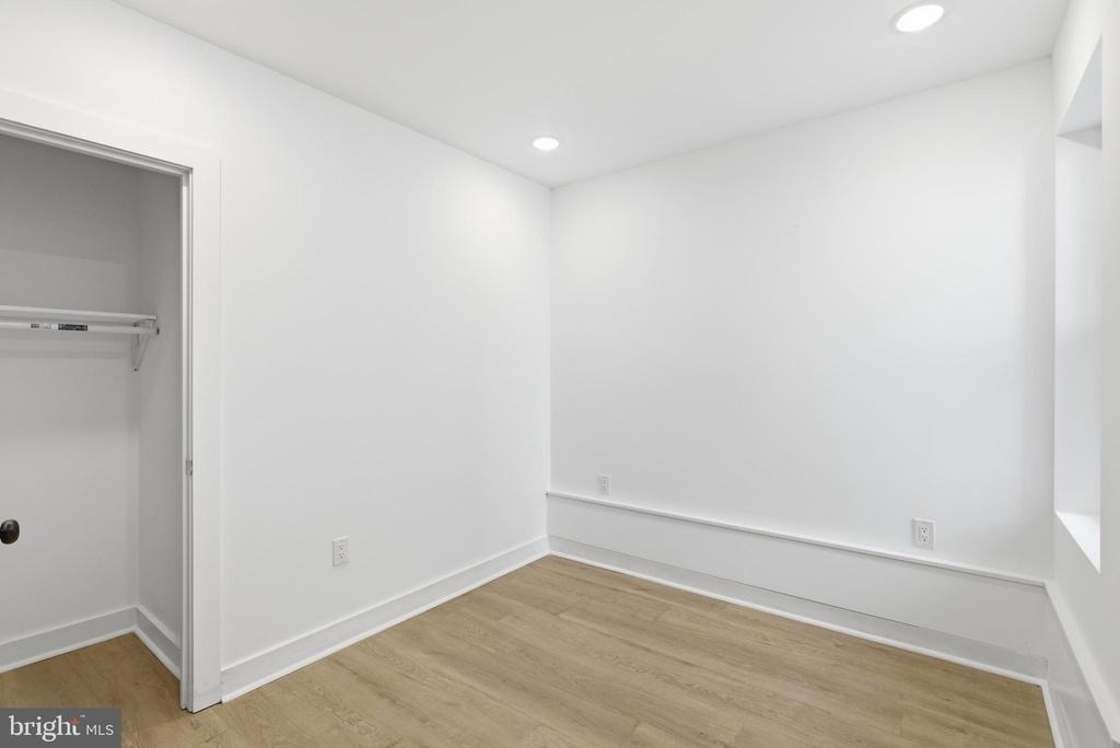 630 W Cumberland Street - Photo 9