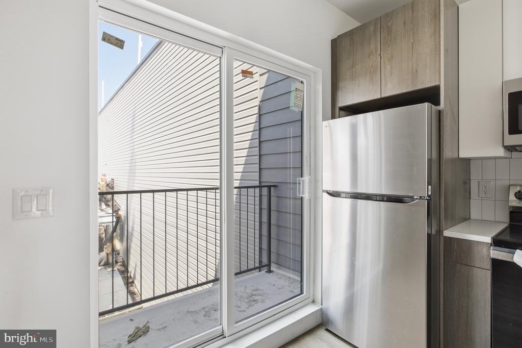 613 N Brooklyn Street - Photo 4