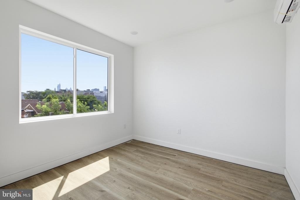 613 N Brooklyn Street - Photo 8