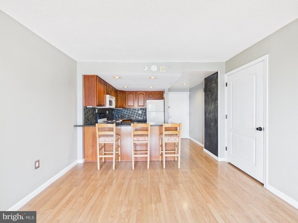 2001 Hamilton Street - Photo 14