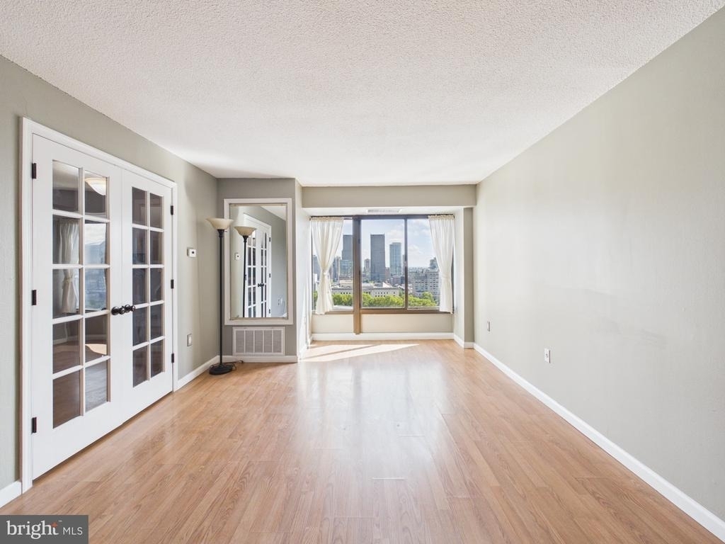 2001 Hamilton Street - Photo 15