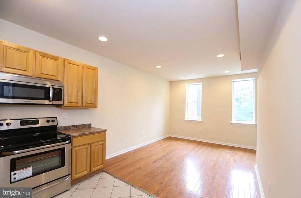 1724 N Gratz Street - Photo 4