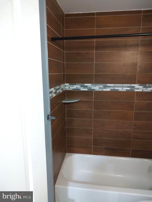 5578 Ludlow Street - Photo 8