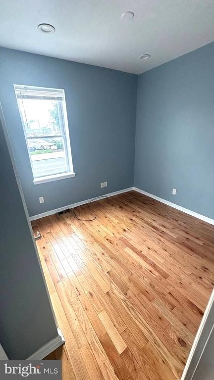 5578 Ludlow Street - Photo 5