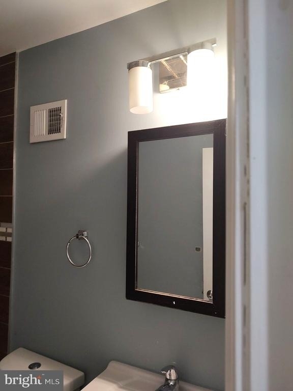 5578 Ludlow Street - Photo 10