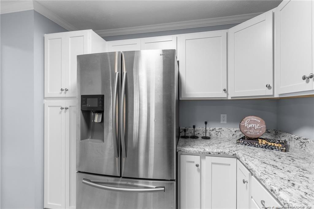 3340 Harbour Pointe Place - Photo 2