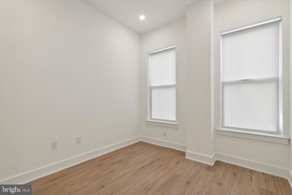 139 W Chelten Avenue - Photo 33