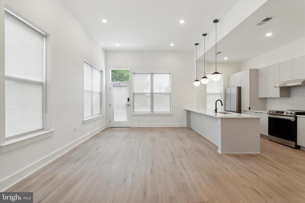 139 W Chelten Avenue - Photo 50