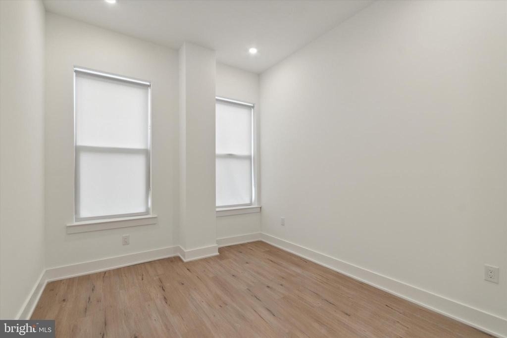 139 W Chelten Avenue - Photo 32