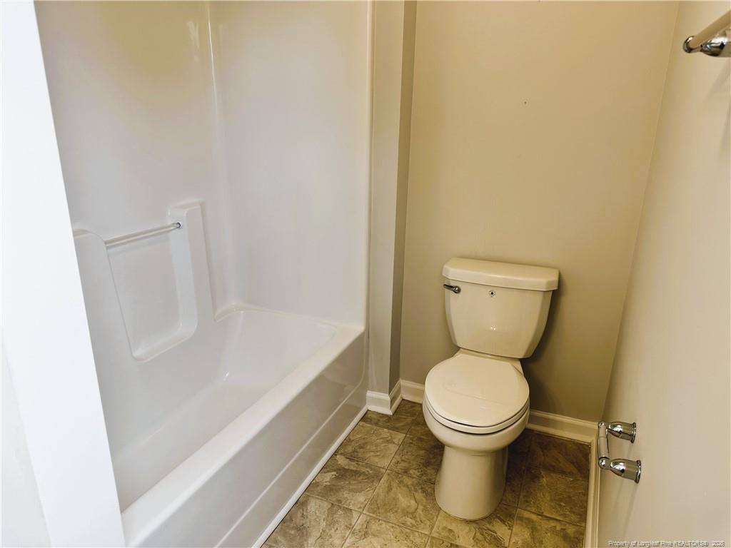 240 Melbourne Drive - Photo 16