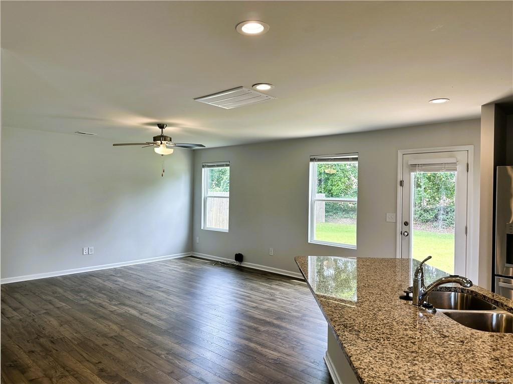 240 Melbourne Drive - Photo 6