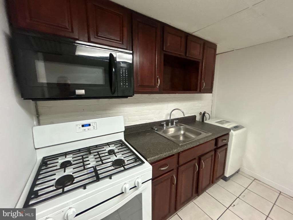 44 S 2nd Street - Photo 2