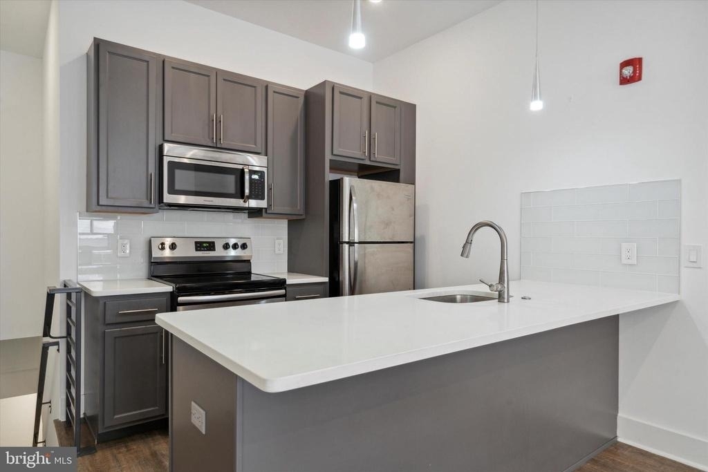 1328 N Franklin Street - Photo 0