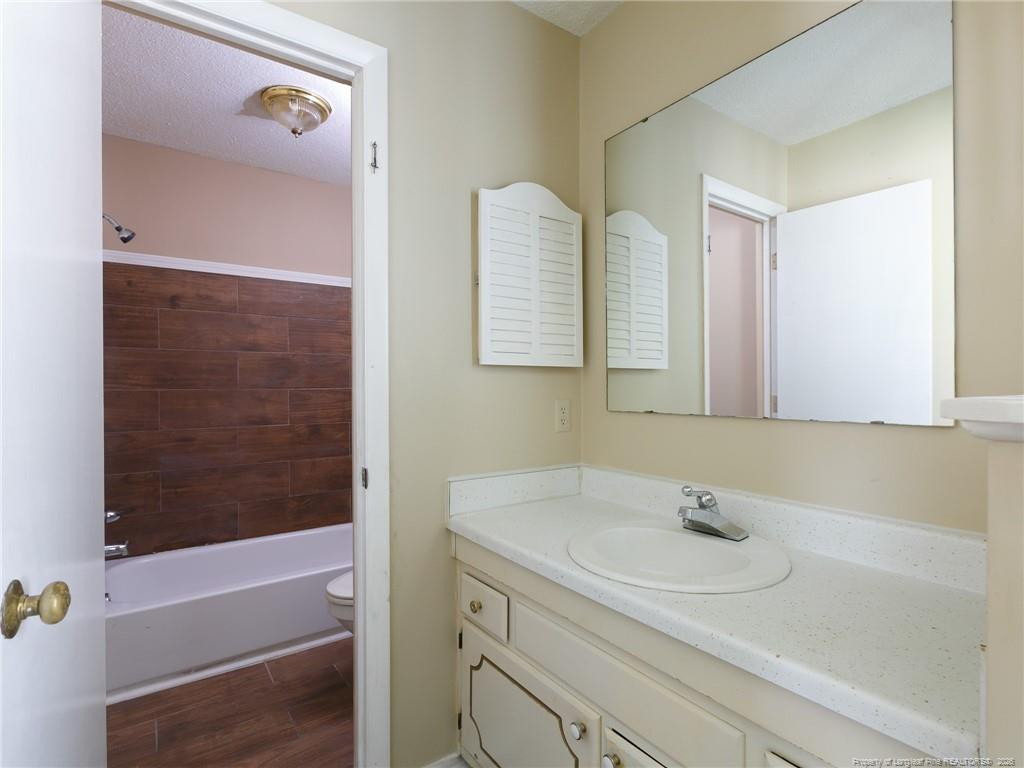 3249 Glenmore Drive - Photo 10