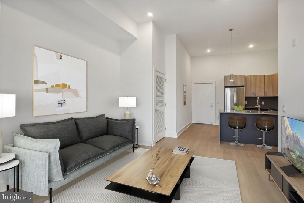 1731 Tilghman Street - Photo 1