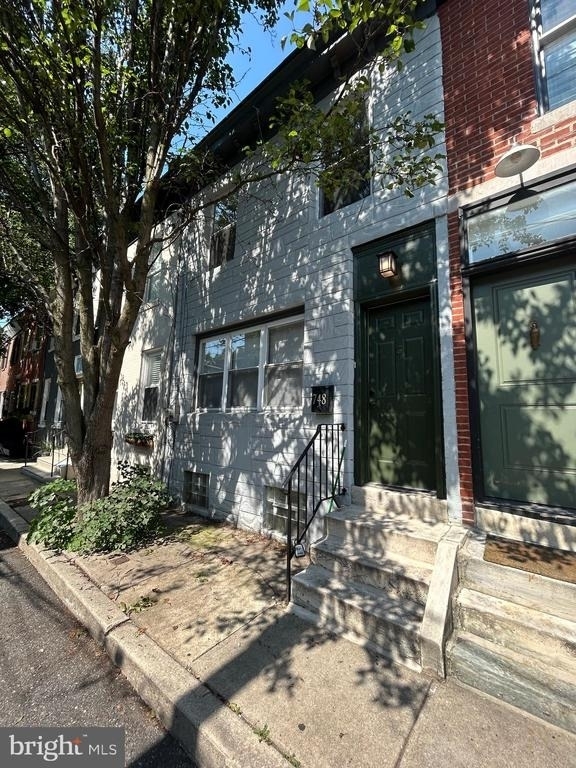 748 S Harshaw Street - Photo 2
