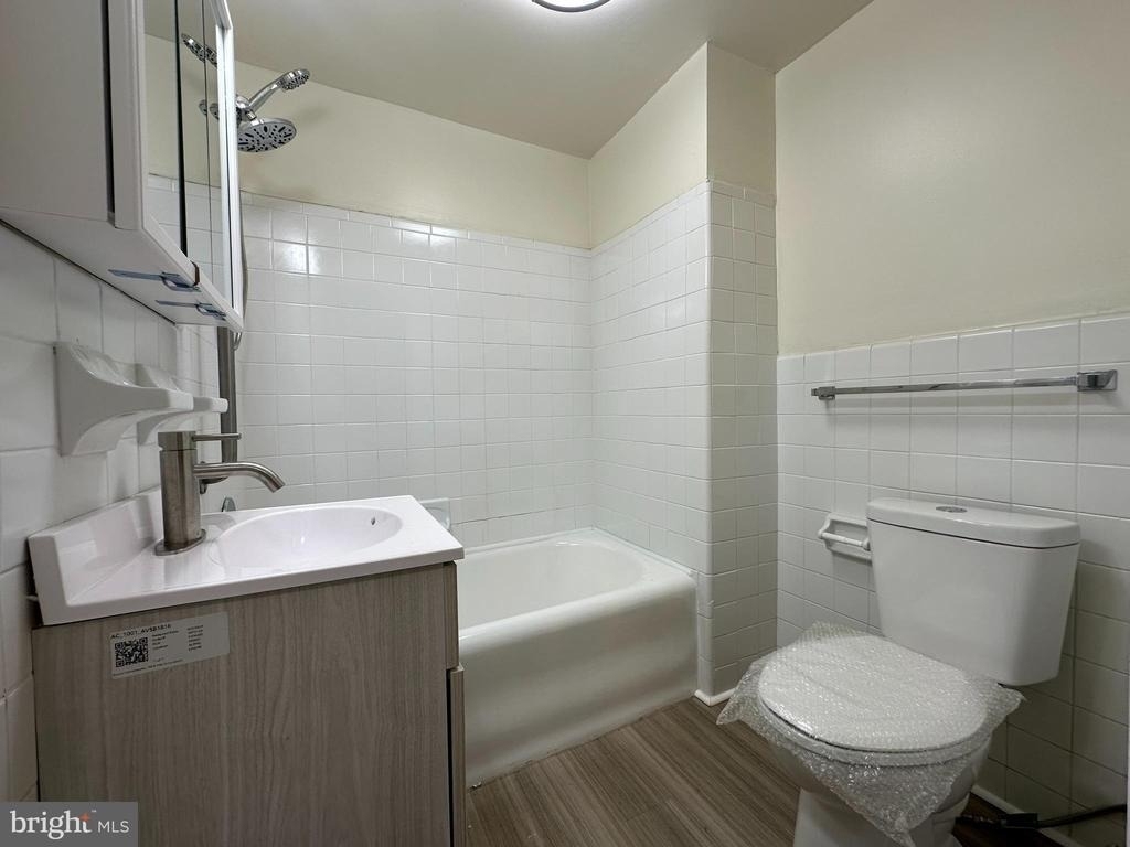 2809 W Queen Lane - Photo 12