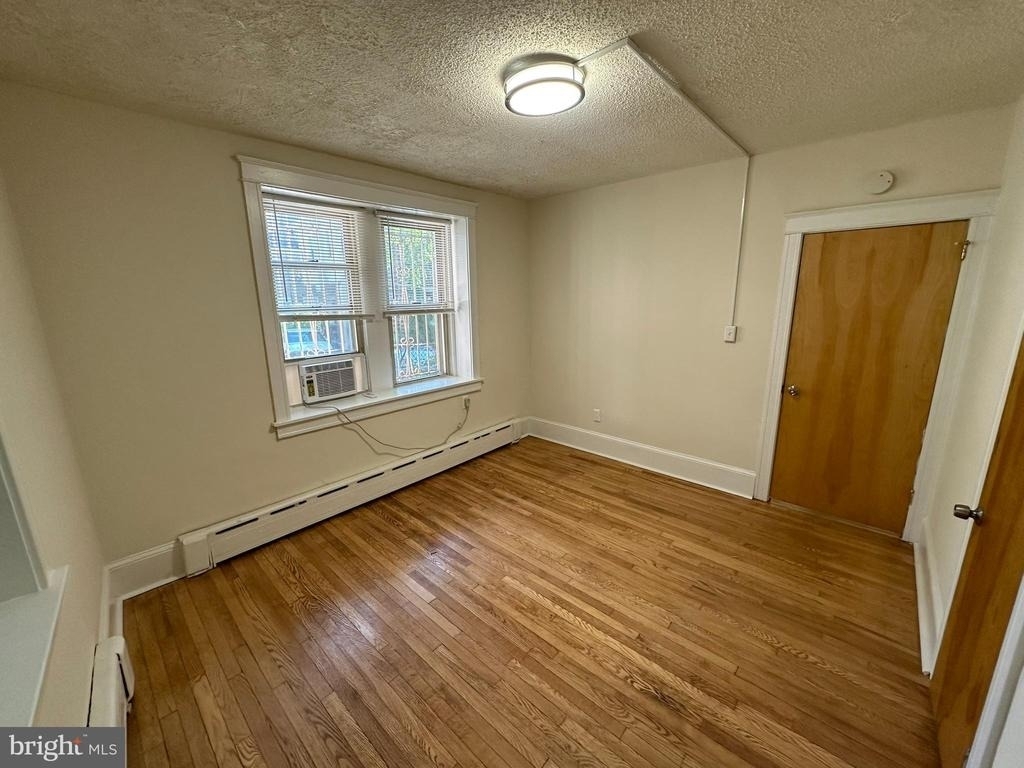 2809 W Queen Lane - Photo 10