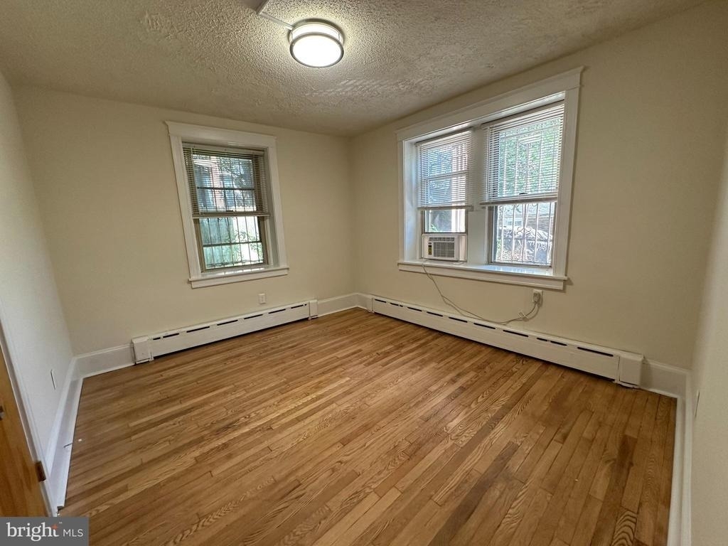 2809 W Queen Lane - Photo 8
