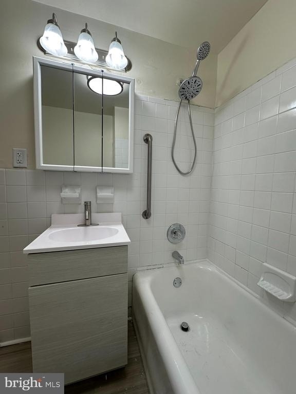 2809 W Queen Lane - Photo 13