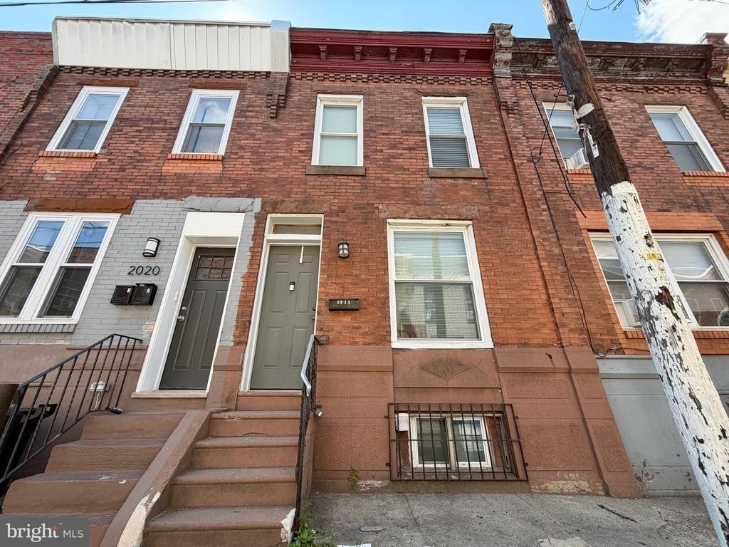 2018 S Croskey Street - Photo 0