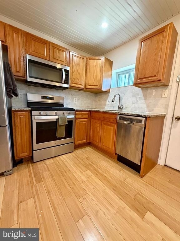 2018 S Croskey Street - Photo 4