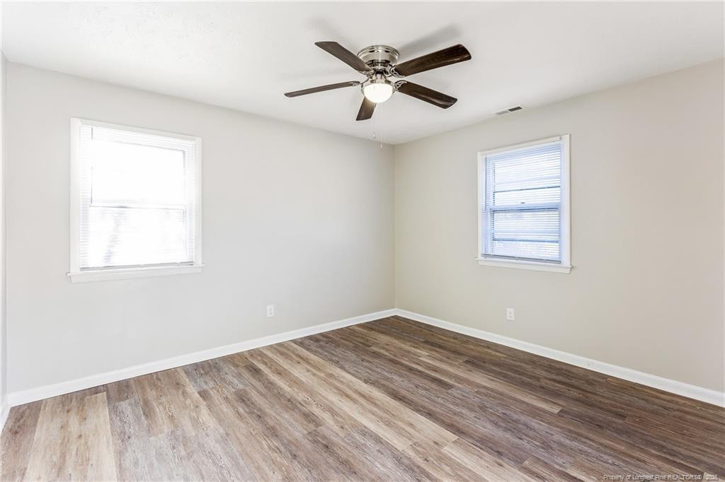 1089 Essex Place - Photo 18