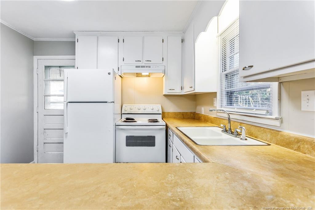 1089 Essex Place - Photo 12