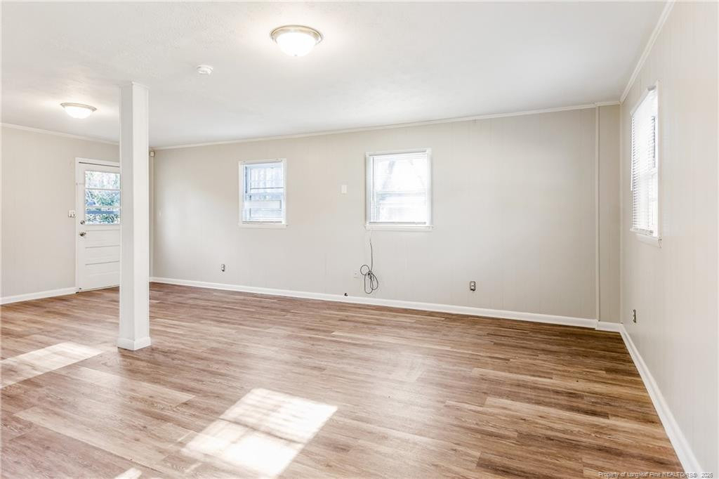 1089 Essex Place - Photo 4