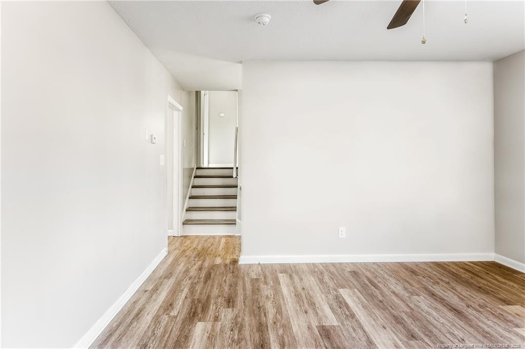 1089 Essex Place - Photo 10