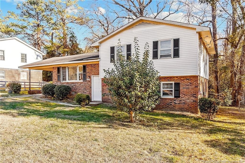 1089 Essex Place - Photo 2