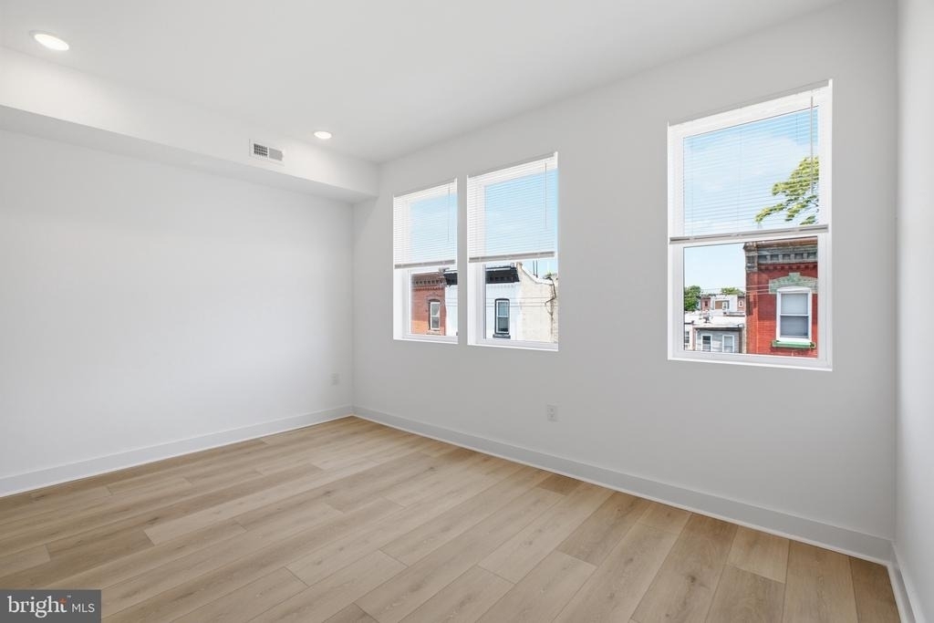 2237 N 16th Street - Photo 9