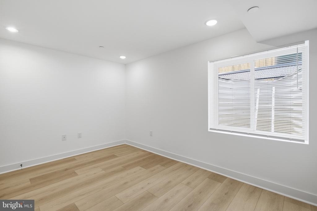 2237 N 16th Street - Photo 12