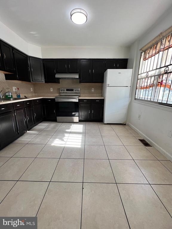 1610 W Diamond Street - Photo 6