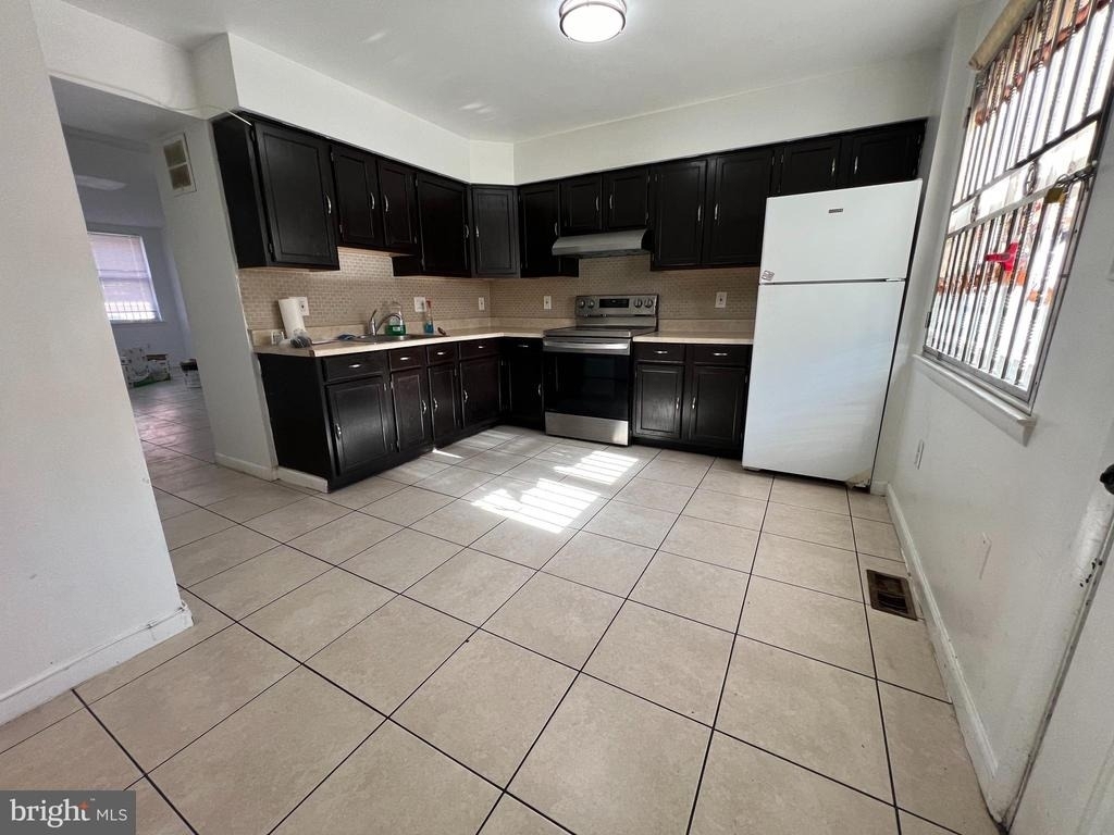 1610 W Diamond Street - Photo 8