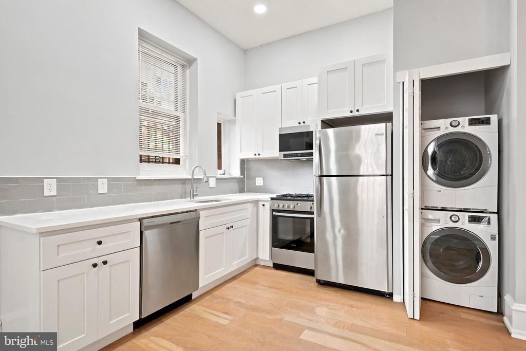 1712 Mount Vernon - Photo 0