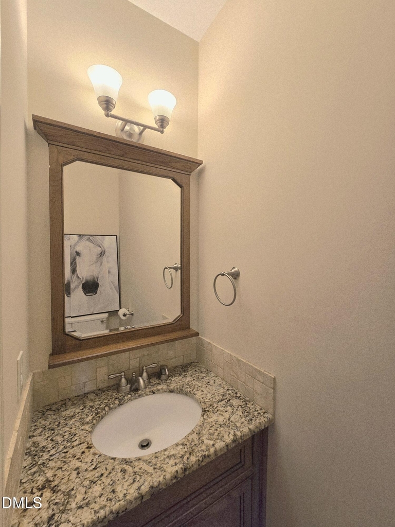 5525 Keowee Way - Photo 13
