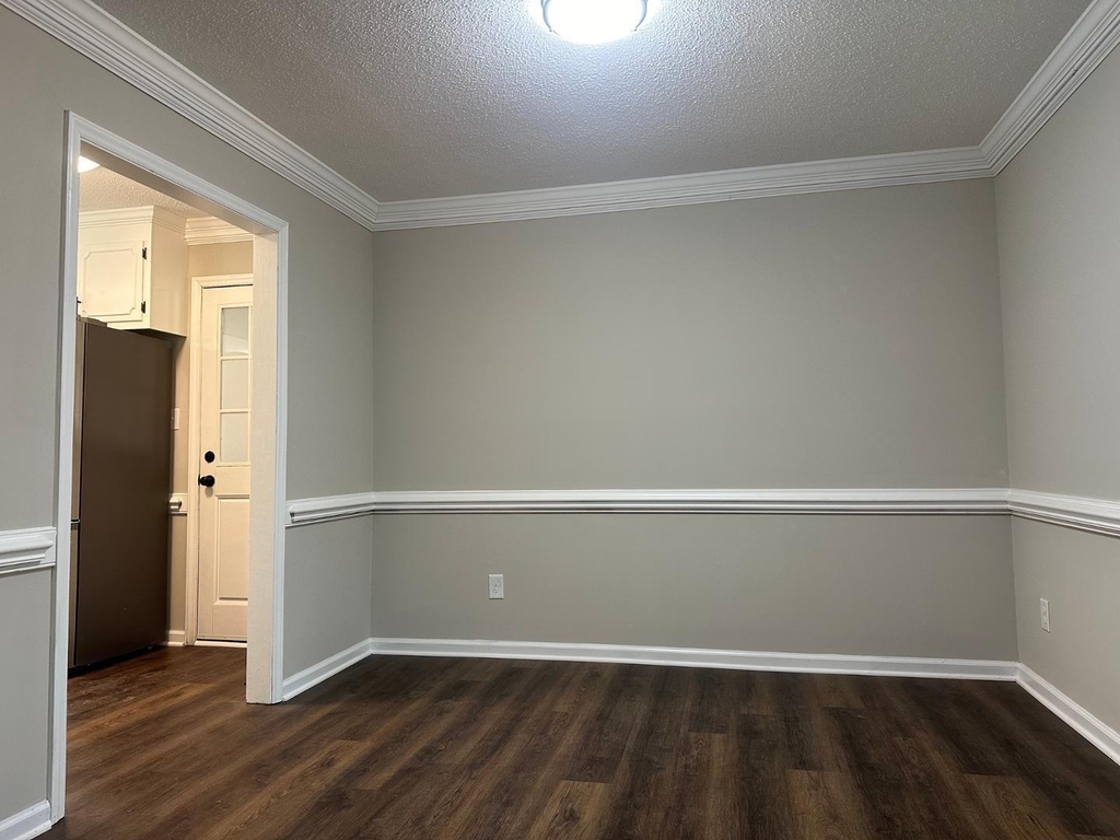 7029 Eastridge Drive - Photo 8