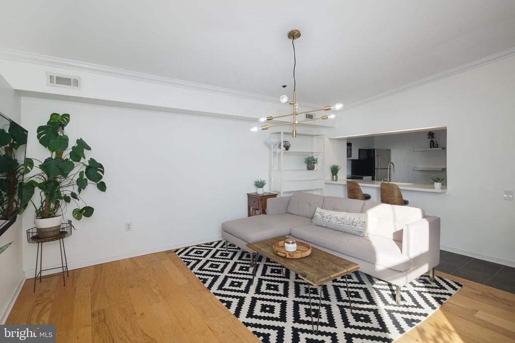 315 New Street - Photo 5