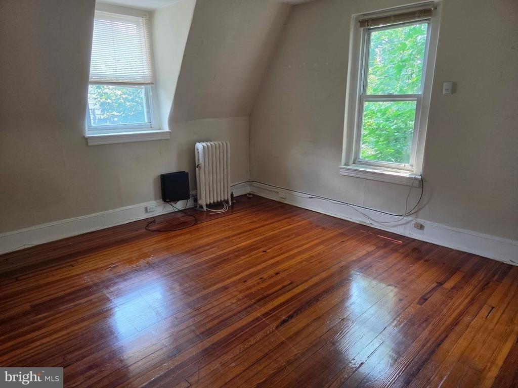 7044 Chew Avenue - Photo 7