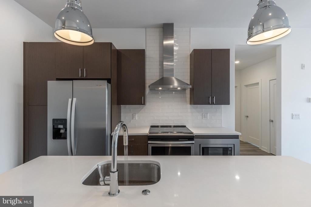 710 N 16th Street - Photo 3