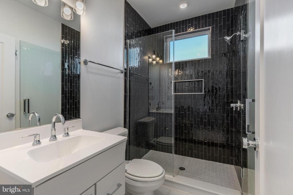 710 N 16th Street - Photo 19