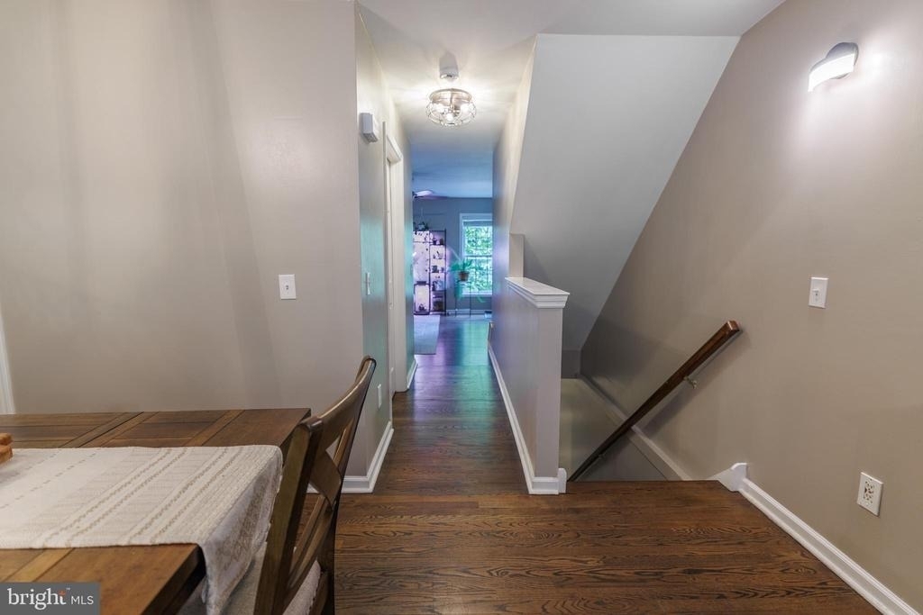 276 Parker Avenue - Photo 9