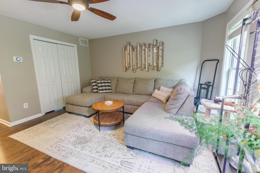 276 Parker Avenue - Photo 11
