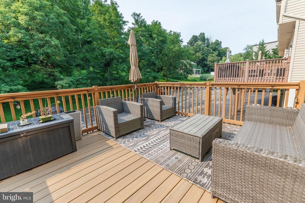 276 Parker Avenue - Photo 22