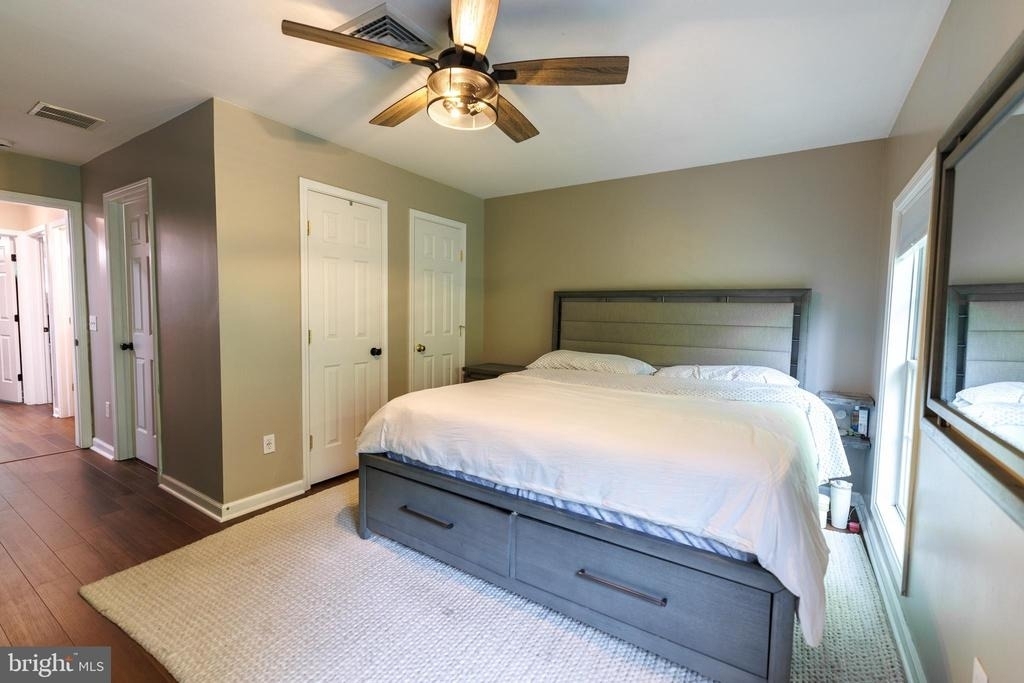276 Parker Avenue - Photo 17