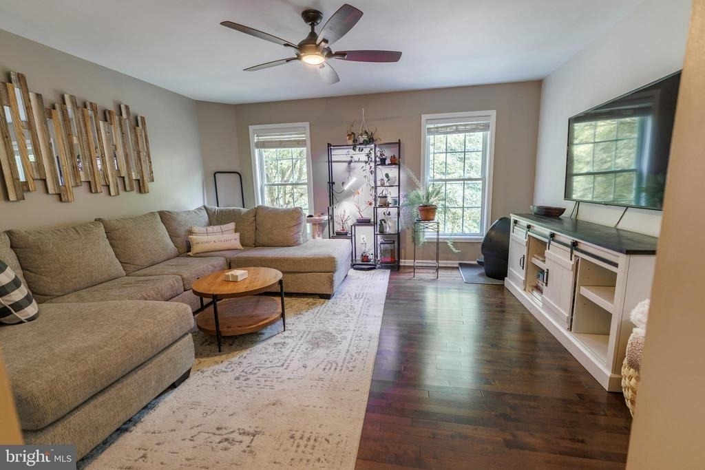 276 Parker Avenue - Photo 12